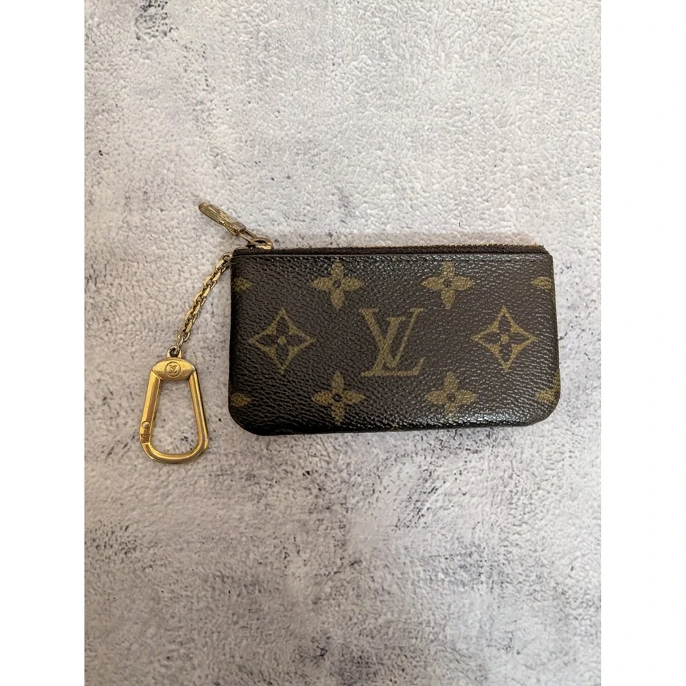 Authentic Louis Vuitton Classic Monogram Canvas Pochette Cles Key Pouch - Picture 2 of 11